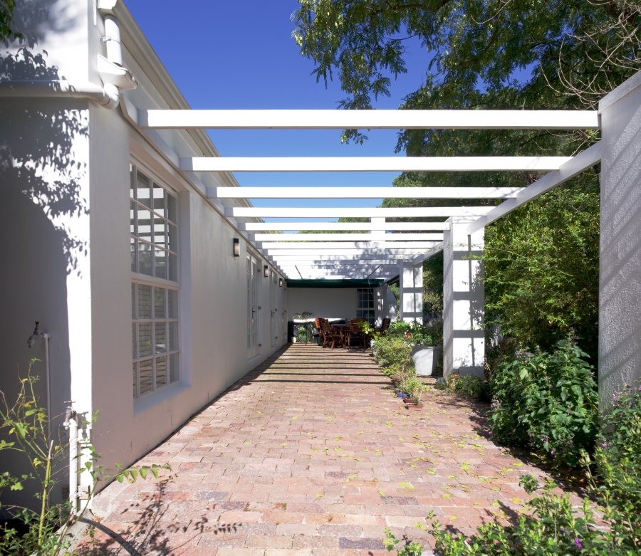 2 Bedroom Property for Sale in Zevenwacht Farm Village Western Cape